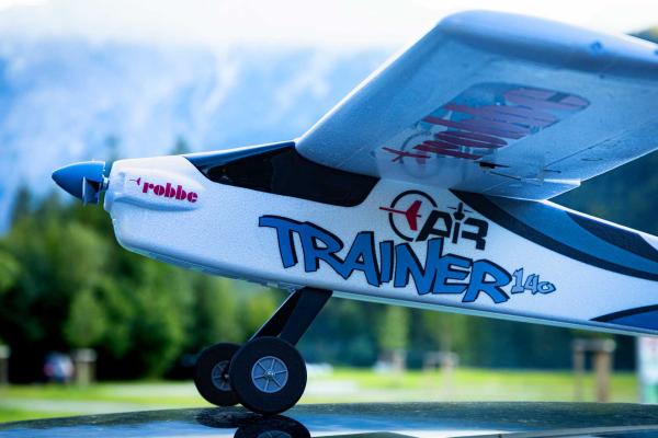 Robbe_Air_Trainer_140_V2_EPO_PNP_met_mit_Flight_Controller__3_assen_gestabiliseerd__Gyro__4