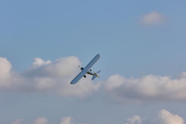 Vliegtuig_1300_mm_PA_18_Super_Cub_RTF_kit__m2__met_reflex_systeem_11