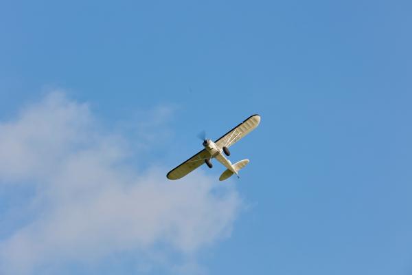 Vliegtuig_1300_mm_PA_18_Super_Cub_RTF_kit__m2__met_reflex_systeem_9