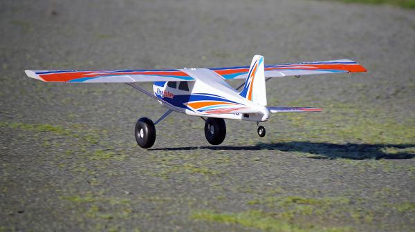 Vliegtuig_1400_mm_Kingfisher_PNP_kit_met_Drijvers___Skis_met_reflex_systeem_1