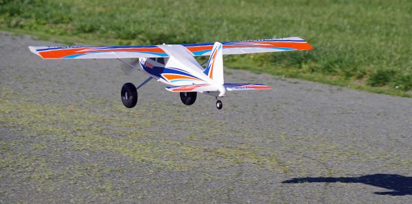 Vliegtuig_1400_mm_Kingfisher_PNP_kit_met_Drijvers___Skis_met_reflex_systeem_11