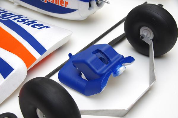 Vliegtuig_1400_mm_Kingfisher_PNP_kit_met_Drijvers___Skis_met_reflex_systeem_16