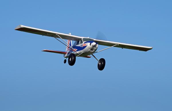 Vliegtuig_1400_mm_Kingfisher_PNP_kit_met_Drijvers___Skis_met_reflex_systeem_3